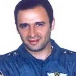 8300099.jpg
