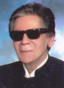8600225.jpg